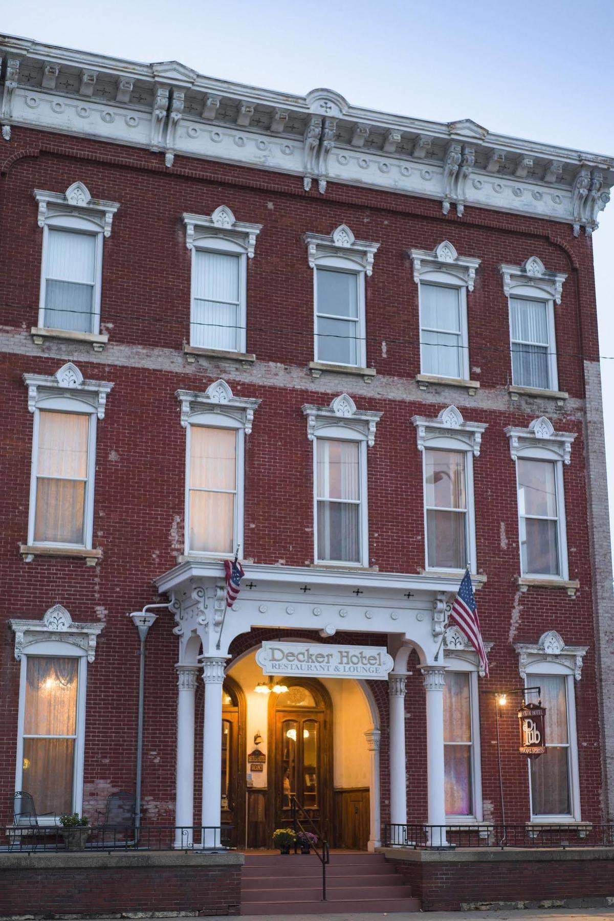 Decker Hotel & Bar Maquoketa المظهر الخارجي الصورة