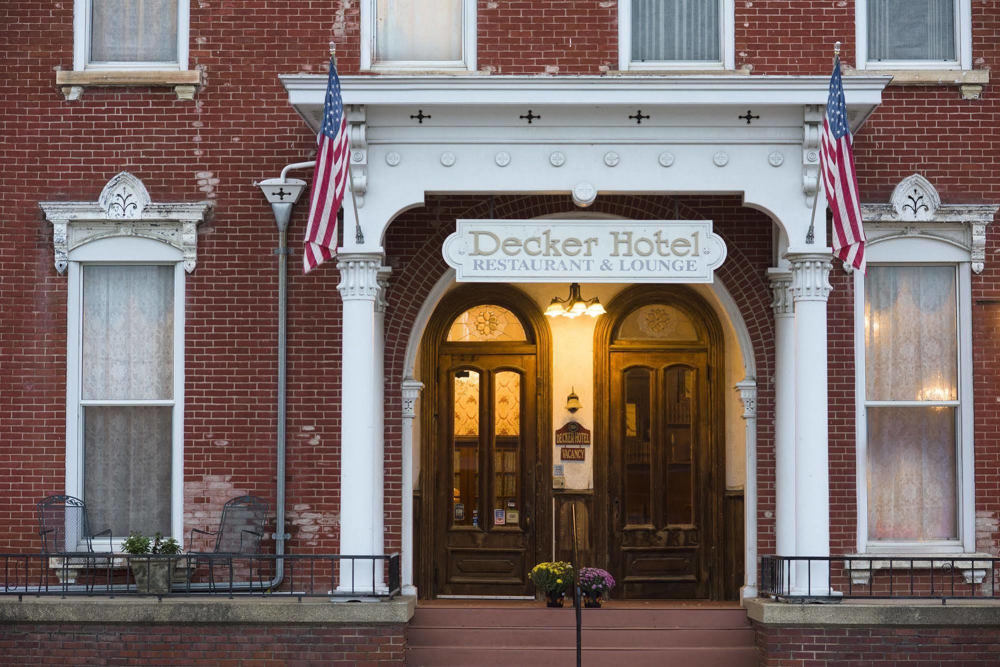 Decker Hotel & Bar Maquoketa المظهر الخارجي الصورة